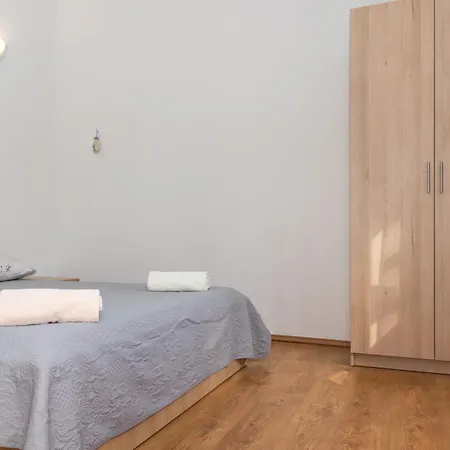 Danijel Apartment *