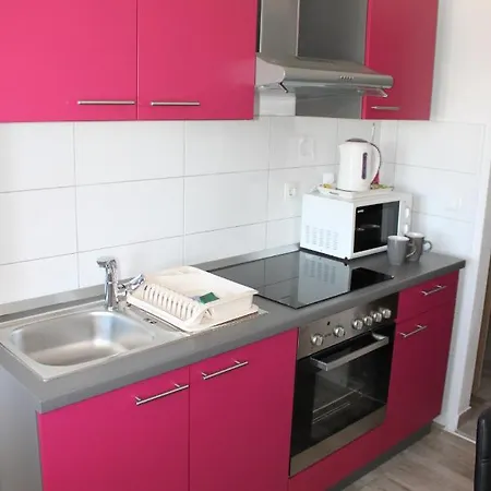 Danijel Apartment *